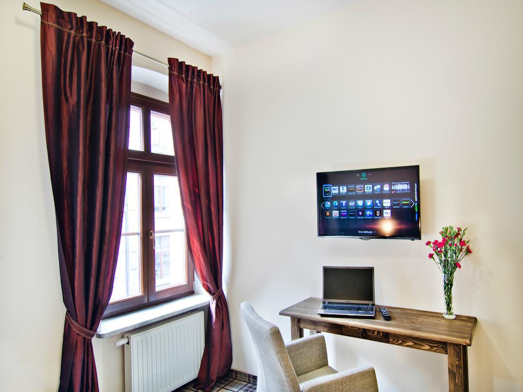 Five Stars Bed&Breakfast Wrocław Rom bilde